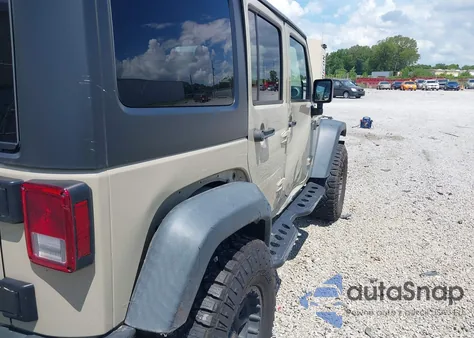 2017 Jeep Wrangler Unlimited Rubicon 4X4 z USA, uszkodzony, nr VIN 1C4BJWFG1HL593259